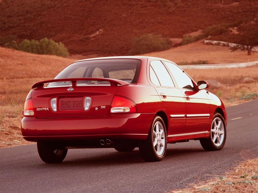  Nissan Sentra 1999 года  (фото 13 из 25)